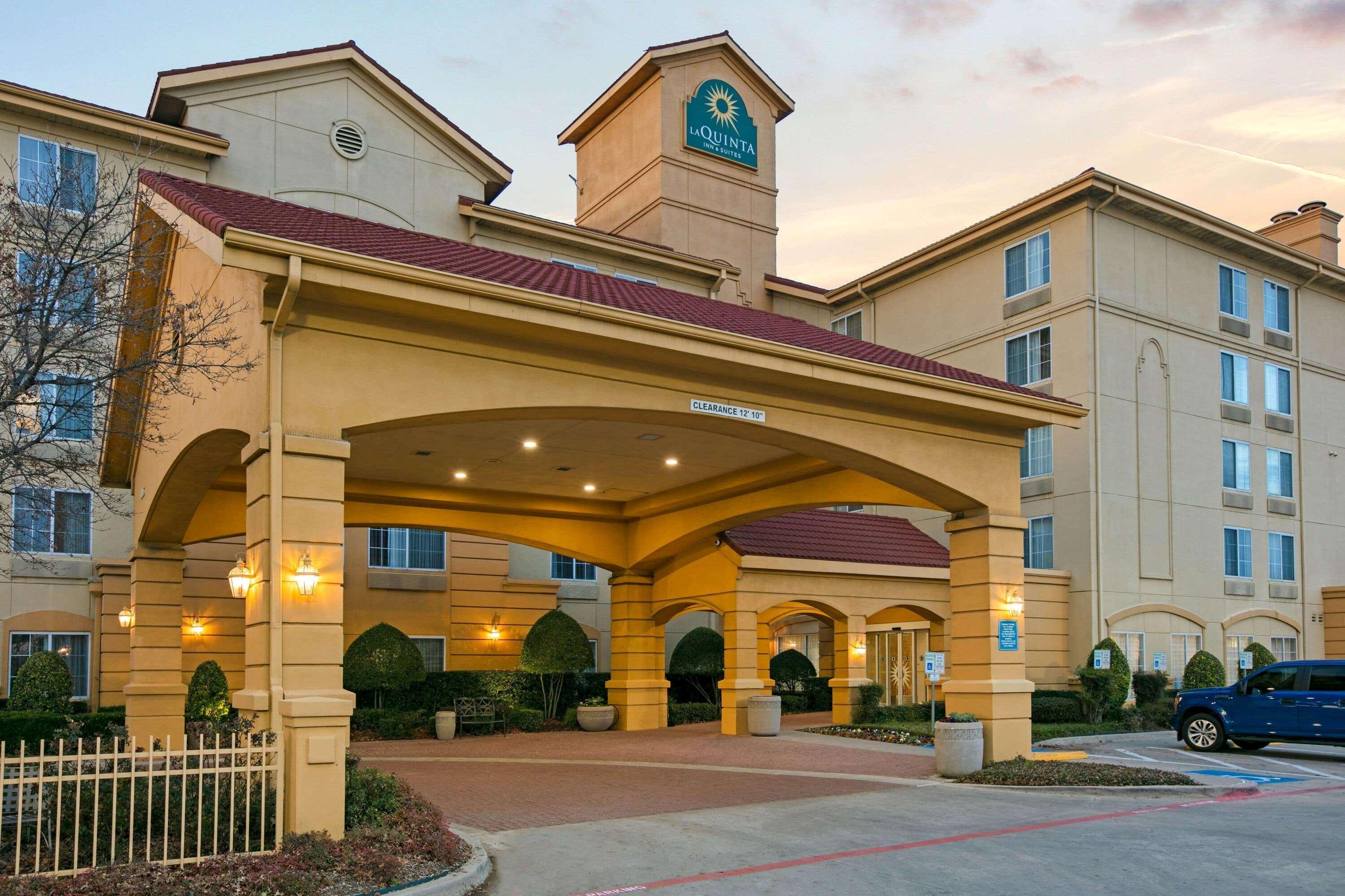 La Quinta By Wyndham Dfw Airport South / Irving Hotel Buitenkant foto